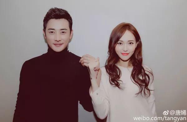 纳尼| 唐嫣快要嫁给罗晋了?就连衣品也变更高级了!