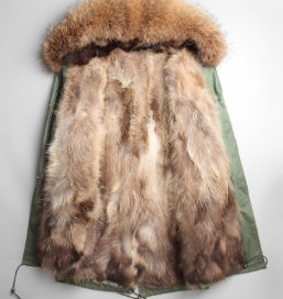 海宁9月上新“皮毛一体”皮衣，奢华有霸气，网友:羽绒服过时