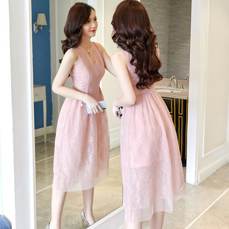 哇噻，今年的连衣裙太好看了，忍不住给自己买了5件，洋气又美嫩