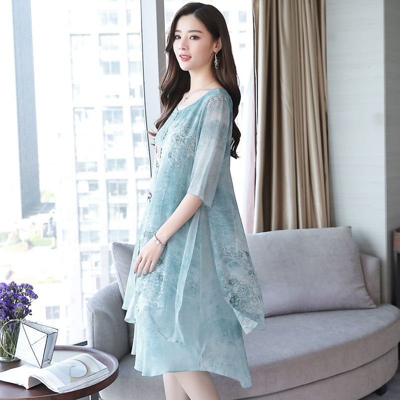 新发现!比旗袍还美的“减龄裙”，老婆穿上，到哪都惊艳全场