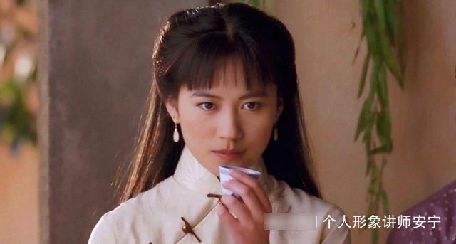  看起来@为什么你看起来比实际年龄大？2个原因，平时很少有人会留意