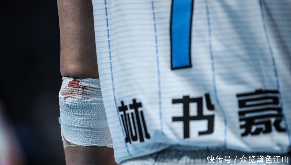 林书豪在cba打了几场