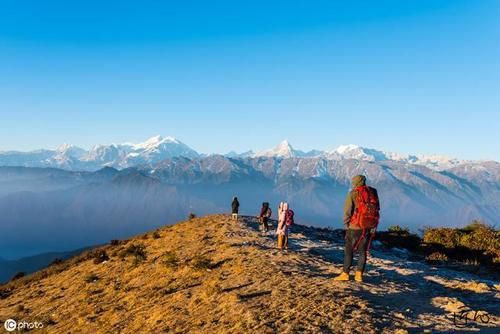 海螺沟，冰火两重天的极致体验，冬季景色很美