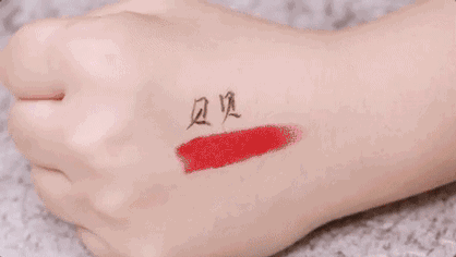 这款卸妆水为什么能打造在全球每6秒就售出一瓶的神话?