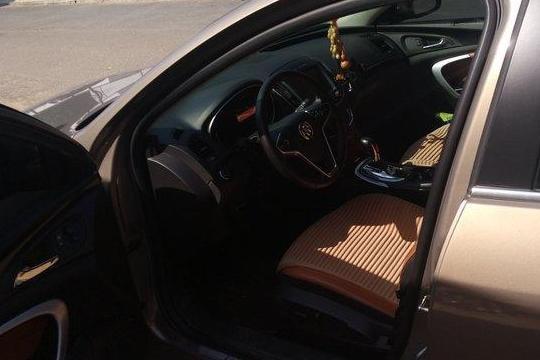 别克君威15款技术型,12万8价格还是挺诱人的,但就是贬值太厉害