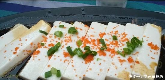 候要温柔:香煎豆腐,一下锅就碎还沾锅大厨错过这一步,手艺再好都白搭!