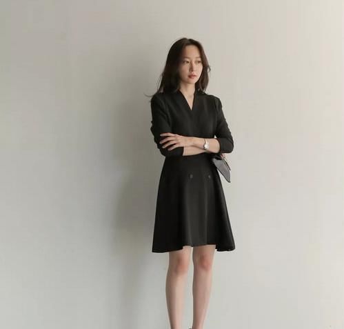  【气质】“大龄女生”有这3种打扮抓紧改掉,显老没气质,男人也不喜欢