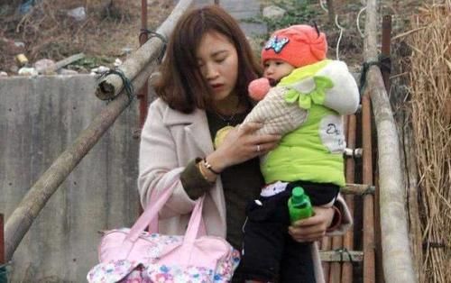  【村民】如今，继“过年冷清”后，农村又出现2个现象，农民不在