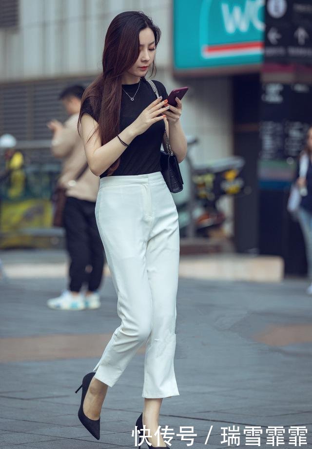  「纯色」美女街拍：个个都是女神级别，网友们表示素颜也好看！