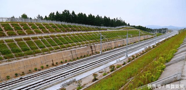  公里：江西耗资532亿，建成全长415公里高铁线，沿途共设13个站点