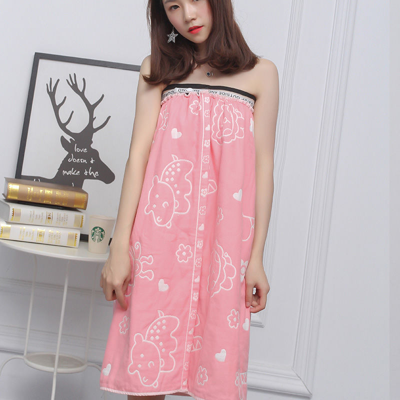 “浴袍”还能这样穿?简直美不胜收，漂亮不尴尬