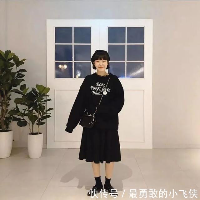  气质■气质的人都在穿半身裙，这样搭配起来，才足够的时髦！