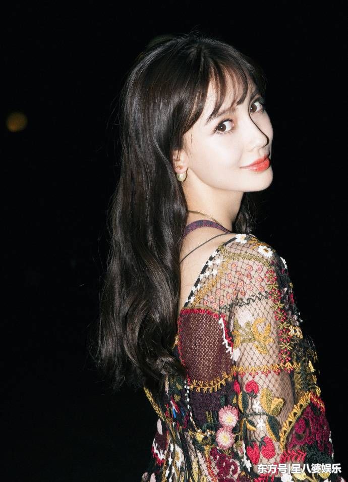 杨颖餐厅威胁路人删视频事件持续发酵，经工作室澄清后能洗白吗?