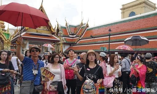  『违法』出国旅游不能踩的“雷区”，不知道的人，小心笑话！