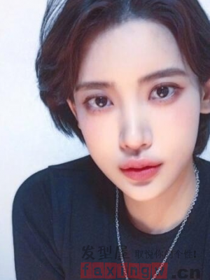 女生中性齐耳短发 看了就忍不住想尝试