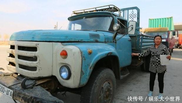  外蒙：30年前的卡车还能开？这位外蒙大妈靠着这车，在中国运货