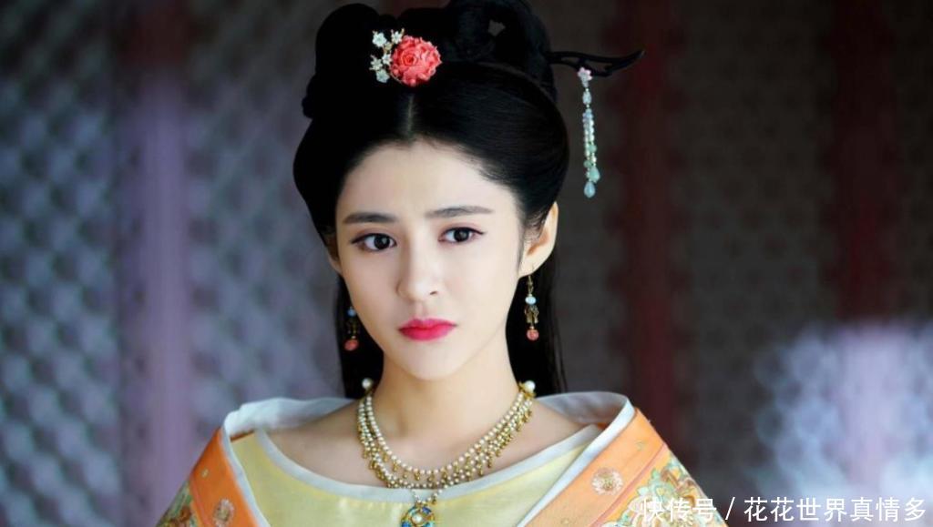 『培养』此女堪称女诸葛,先后培养两代帝王,皇帝到死都为她空着后位