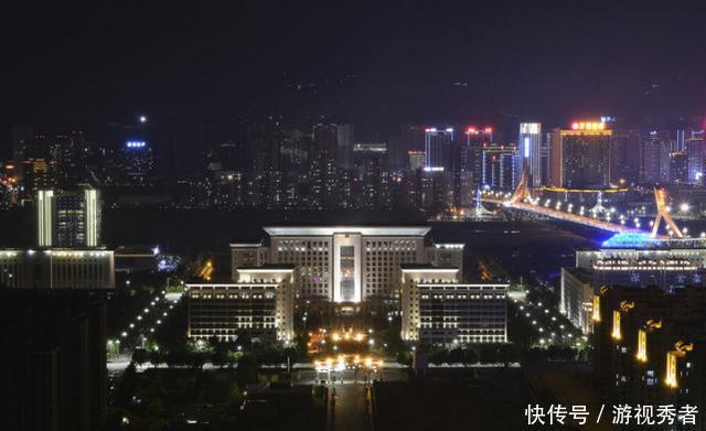  【两城】中国两个以“鸡”命名的城市，两城相距2800公里