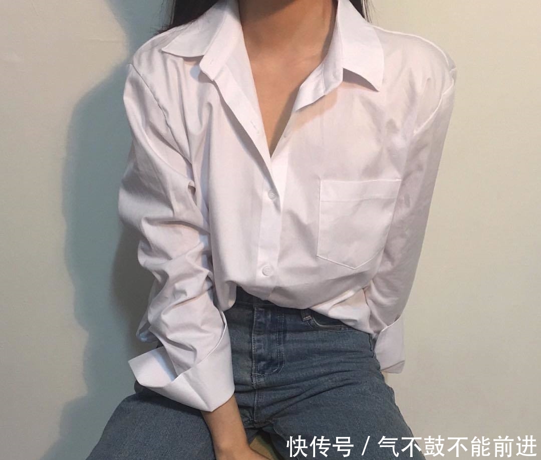  『工作日』上班族突显女人味的衬衫搭配法，让你工作日的穿着亲和力十足