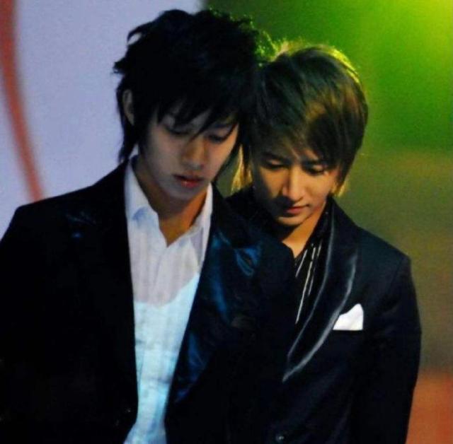 韩庚卢靖姗婚礼伴郎