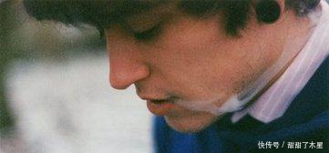 对方不回复你的消息，却去发了一条朋友圈3位女生终于道出了真相