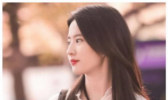 实至名归@5位“零整容”女星，关晓彤热巴上榜，赵丽颖可爱，而她实至名归