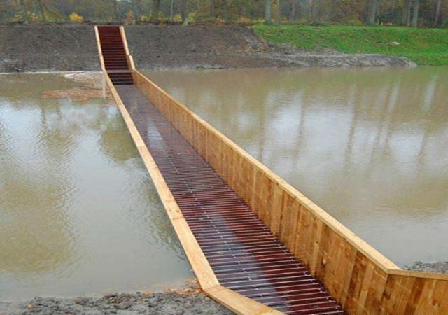 世界上最“乌龙”的桥,工人拿反图纸,竣工后却出名了