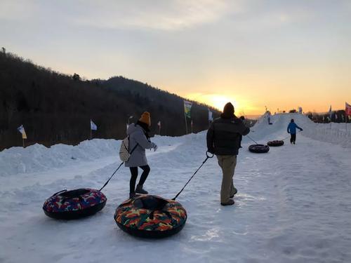 被春天叫醒的中国