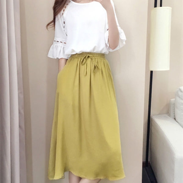 没到1米6的老婆把高跟鞋扔了，穿这样短套装，搭平底鞋也显高