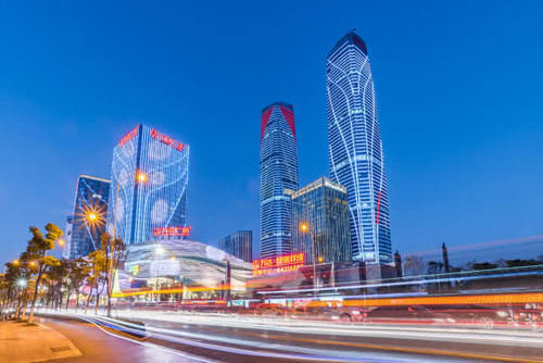  广州：西南三座新一线城市：最强的那座不是成都，两年内可能超越广州