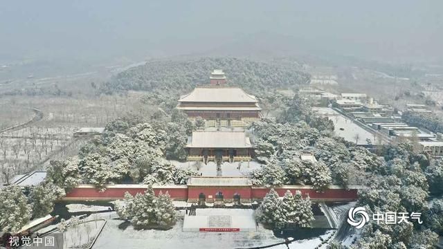 雪后航拍北京明十三陵 大气磅礴美景尽览