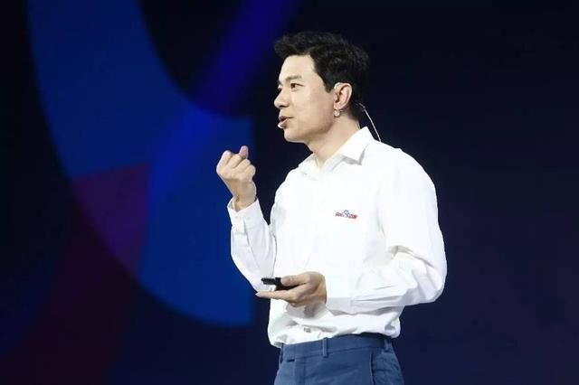 【上市】京东、美团、小米等上市前都有一个小动作,一举奠定创始人地位