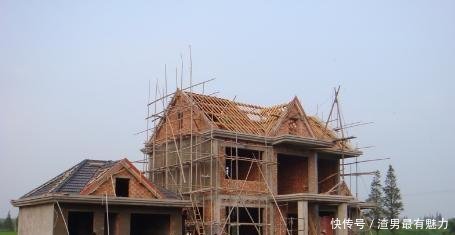 宅基地证书即将发放，农民别只顾着高兴，一定要搞清以下4个问题