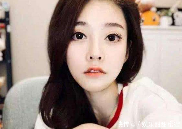 女网红真名曝光!冯提莫男性化,温婉超好听,她的