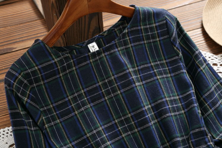 9月天气不冷不热，“棉麻秋裙”刚刚好，精致优雅，显瘦有气质