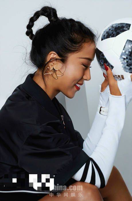 吉克隽逸最新泳装大片曝光 身材性感火辣 皮肤黑到发亮