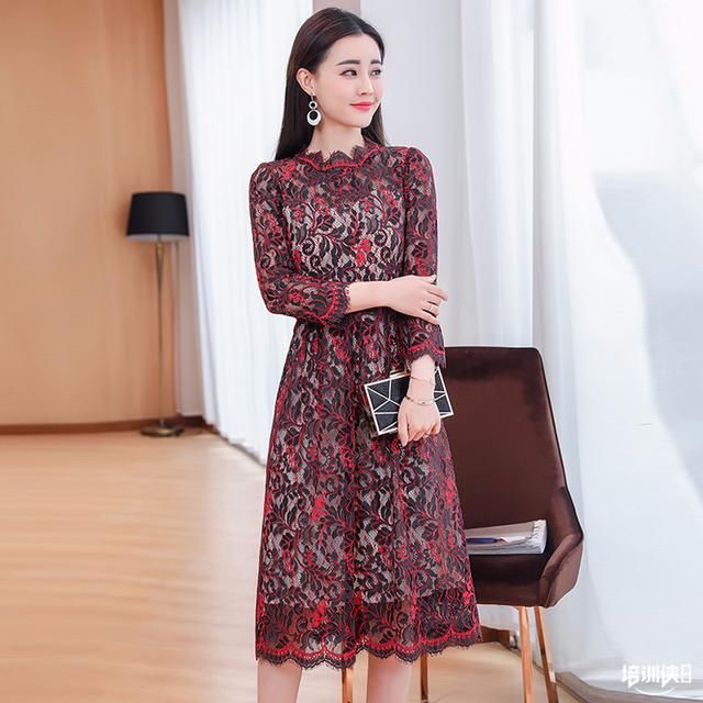 70后的女人别穿太顺便，这样的女装，上身显年轻又洋气