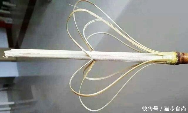 「五体投地」农村小伙用废旧物品,改钓具钓鱼,渔具店老板佩服得五体投地