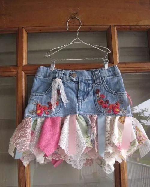 孩子@旧衣服除了捐和丢,还能这样做,改造成孩子衣服,比新的还漂亮