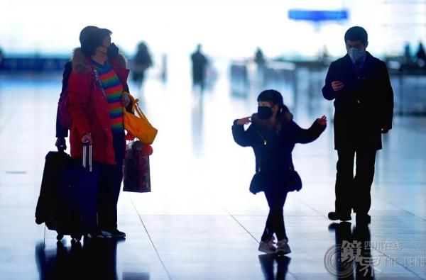  列车保洁|镜界丨疫情下的春运