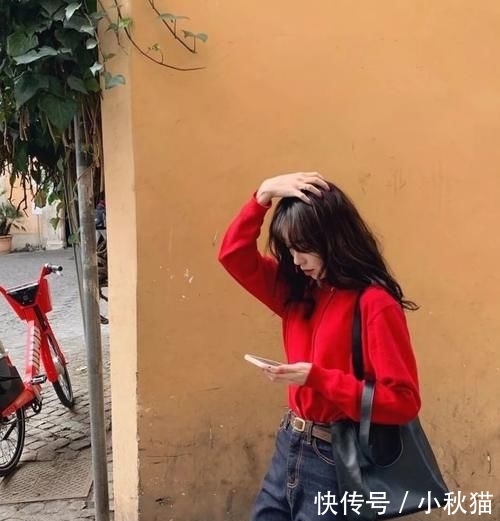  [色奶奶衫混搭]2020年穿“奶奶衫”的你，真的美炸了！
