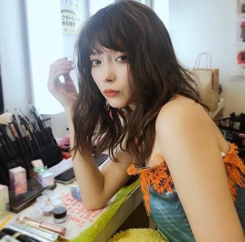  「杂志」日本神仙杂志ViVi盛产混血模特，厌世脸甜美风总有一款是你爱的！