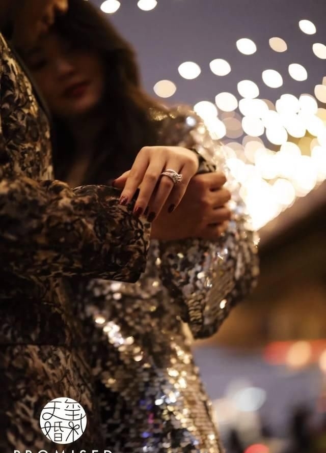 『完美』红黑配婚礼,高级与质感的完美结合