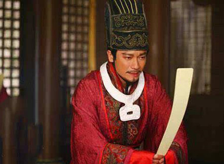 世子梦到岳飞投胎为他的儿子,儿子长大后