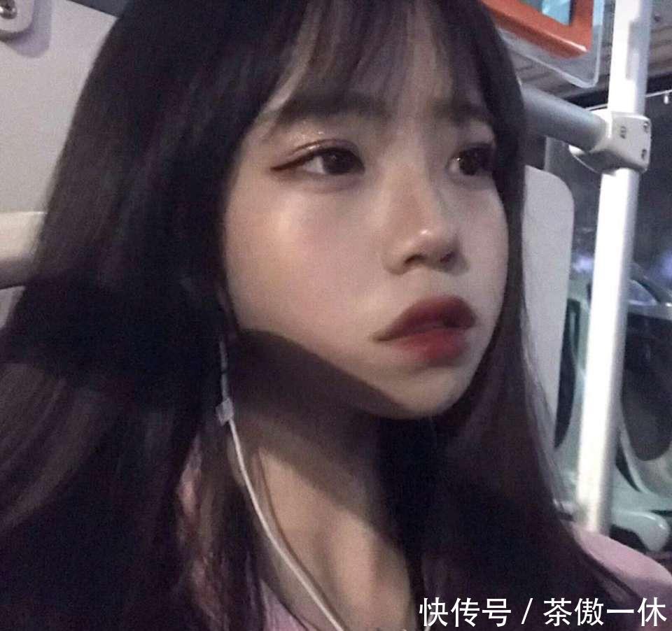 #脸上#脸上有3个特征的女孩,最好不要“留刘海”,露出额头才是真女神