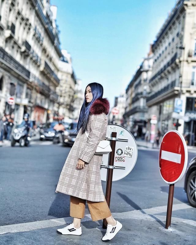 戳进来｜看完了她们的穿搭，我立刻丢掉了鞋柜里的高跟鞋！