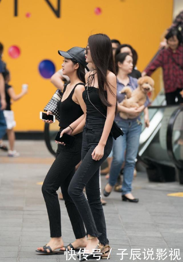 街拍：图4小姐姐的网纱裙真妩媚，图6小姐姐的腿被勒得好紧