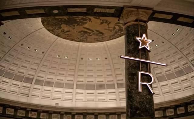 星巴克爆改百年老建筑，将闲置“废楼”改出王炸！网友：别卖咖啡