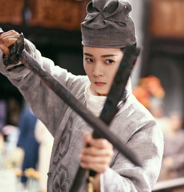  『女星』女星古装男装照：杨幂最有气势，热巴最清秀，陈瑶直接认不出来了