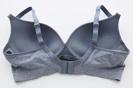 胸小可以不穿内衣?这三个理由让你乖乖穿回内衣!